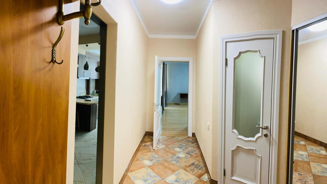 Ogienka 2B, Center Lutsk Apartman Kültér fotó